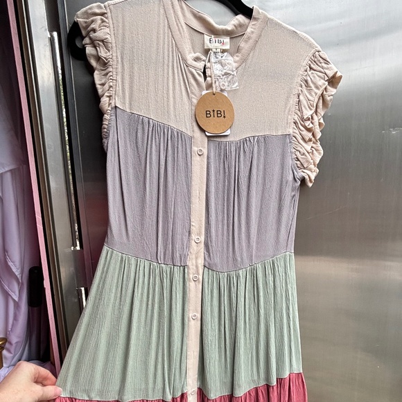 Color Block Tiered Ruffle Dress🌟 - Picture 7 of 8